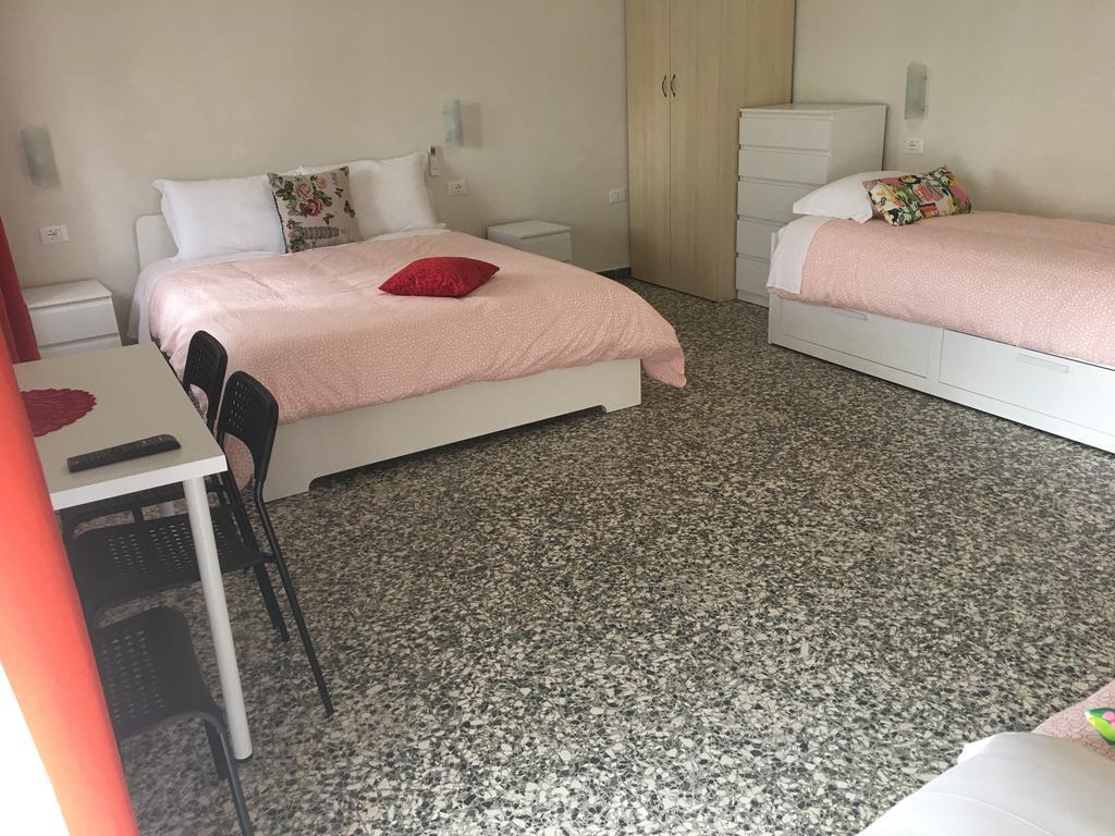 Bed and Breakfast Aliante Turist House Piza Zewnętrze zdjęcie