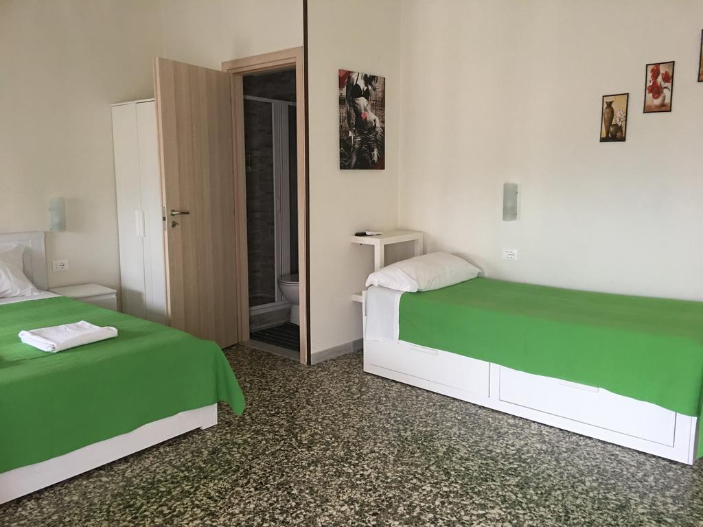Bed and Breakfast Aliante Turist House Piza Zewnętrze zdjęcie