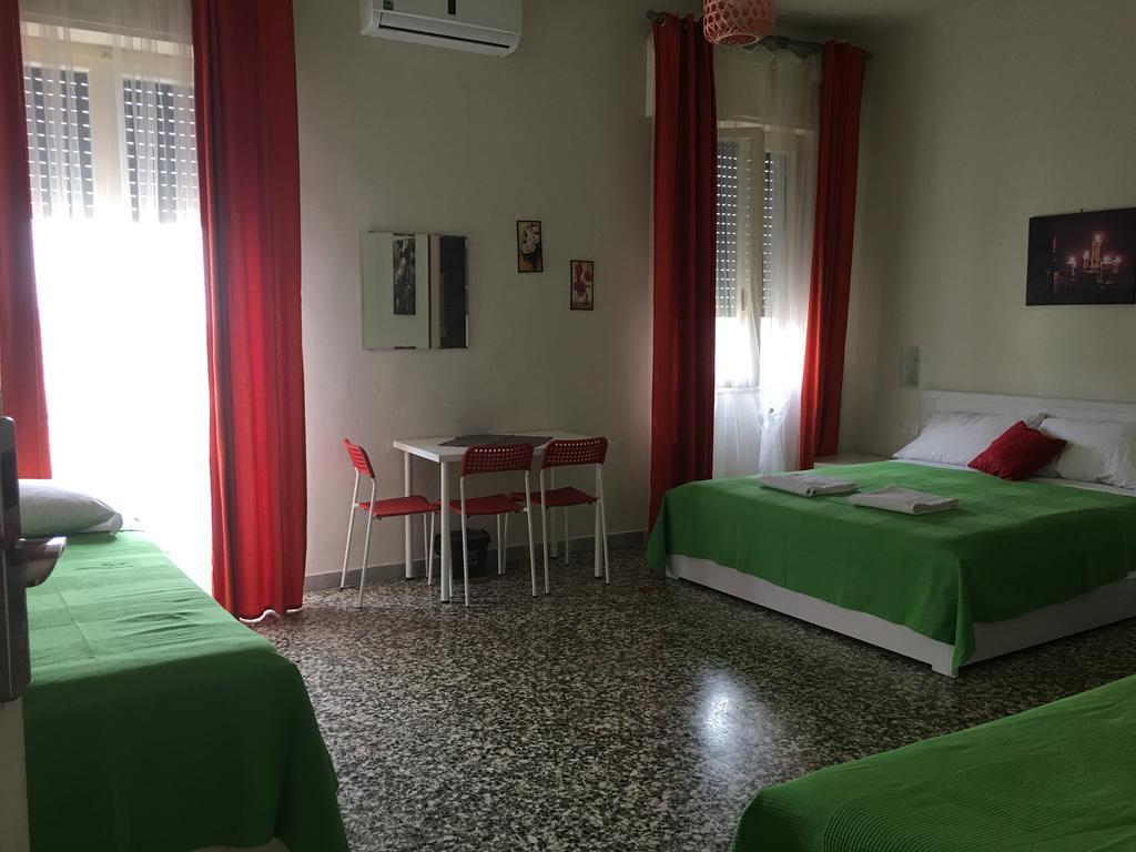 Bed and Breakfast Aliante Turist House Piza Zewnętrze zdjęcie