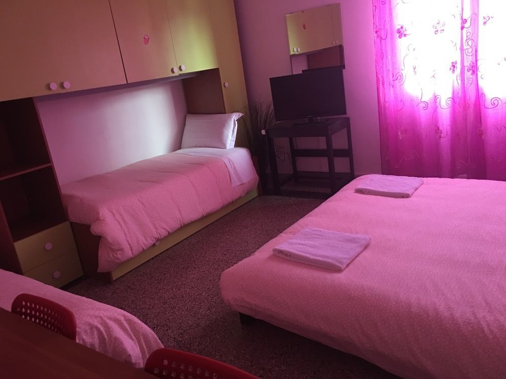 Bed and Breakfast Aliante Turist House Piza Zewnętrze zdjęcie