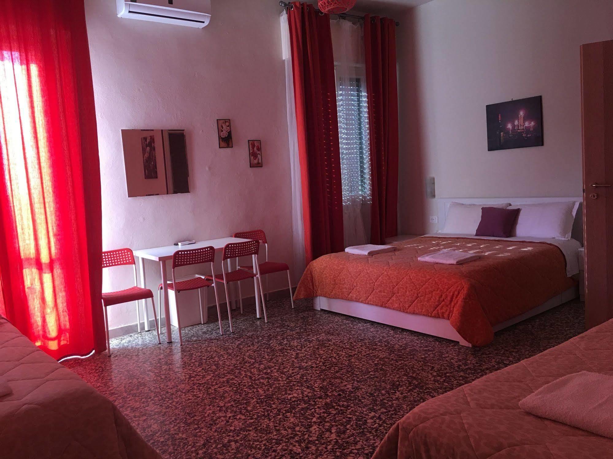 Bed and Breakfast Aliante Turist House Piza Zewnętrze zdjęcie